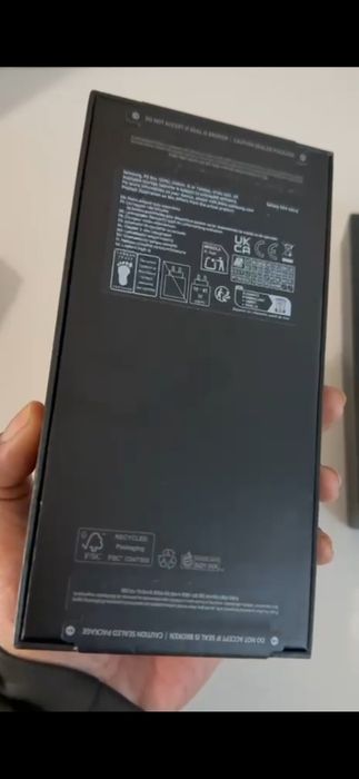 Samsung S24 ULTRA  Novo nunca usado, com nota fiscal comprei por 1200€ na WORTEN