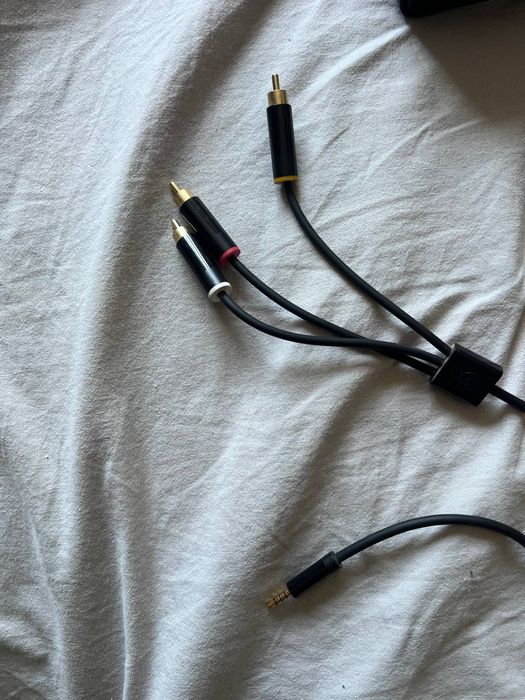 Приставка без доступа в інтернет Xbox 360 E + 55 ігор + 2 геймпади + диск