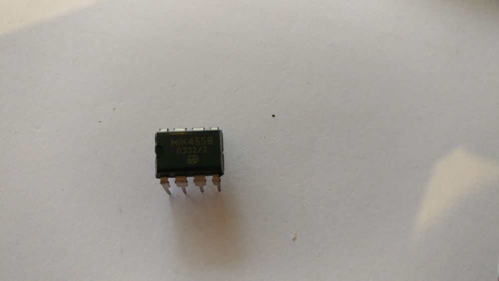 Продам микросхемы,транзисторы