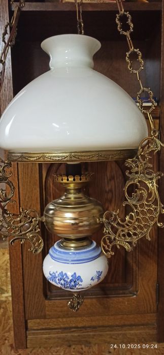 Stara lampa wisząca