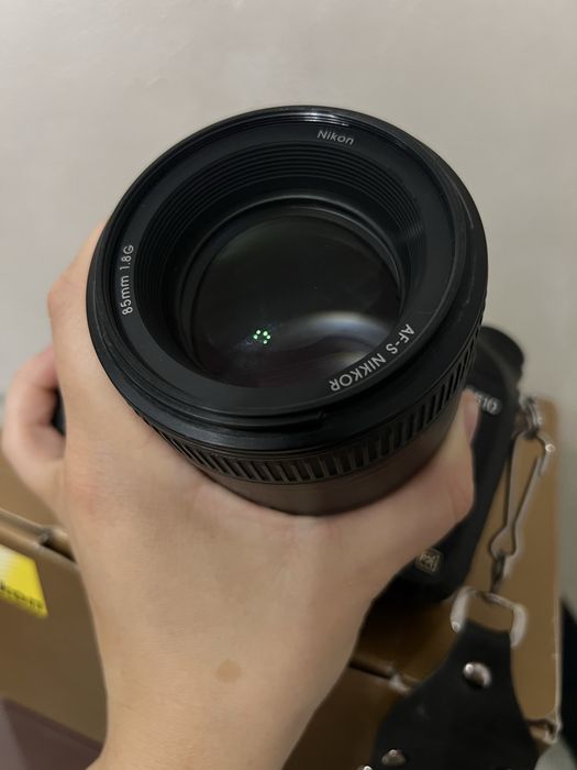 Продам Nikon D610 + Nikon AF-S NIKKOR 85mm f/1.8G