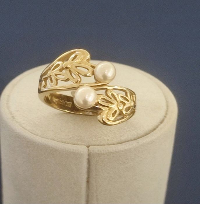 Anel com pérolas - Majorica - Banho de ouro