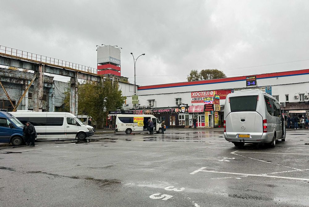 Приміщення НА АВТОСТАНЦІЇ Київ!