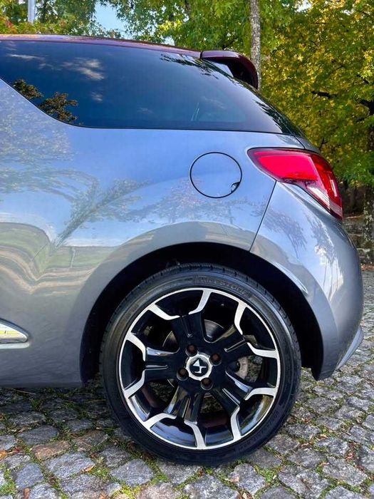 CITROEN DS3 1.6i SportChic 155CV * 100 mil kms