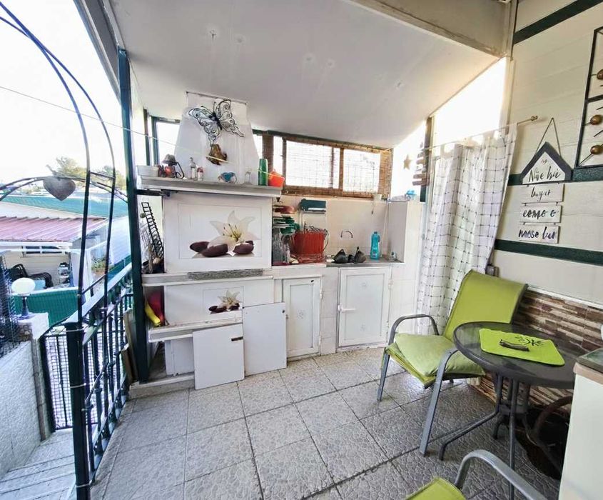 Moradia pré-fabricada T2.