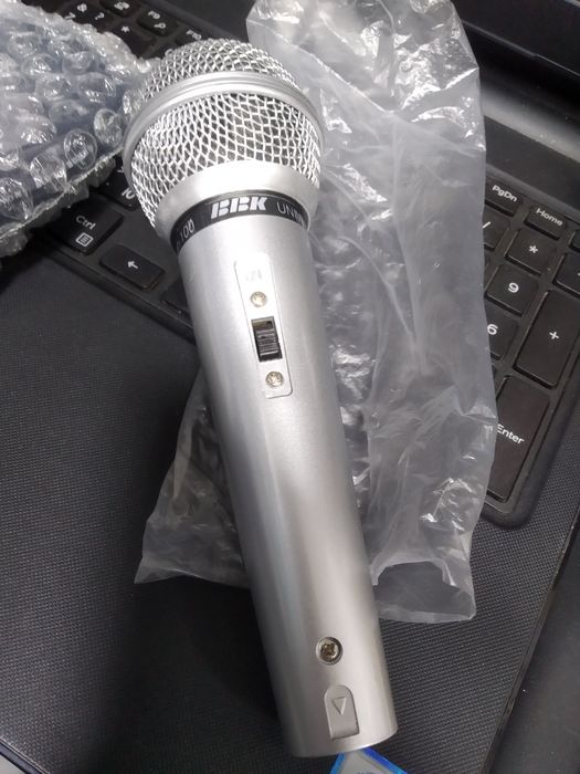 Микрофон BBK DM-100(Behringer