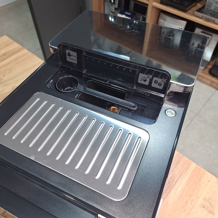 Кавоварка Delonghi PrimaDonna Soul