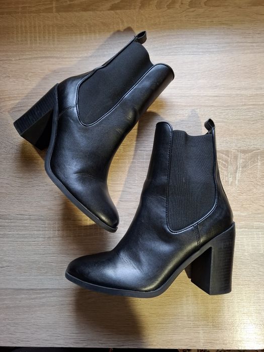 Жіночі ботильйони