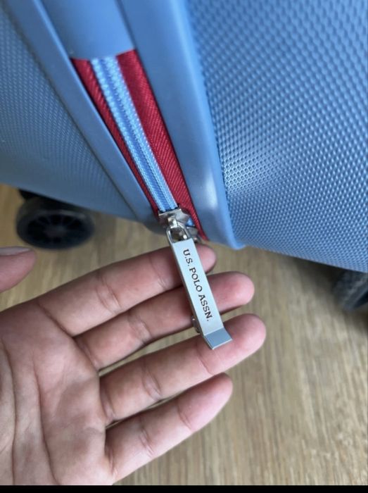 Duza walizka us polo