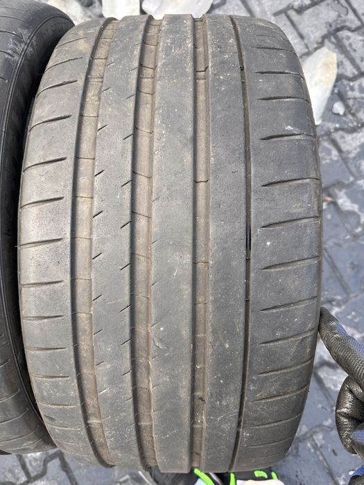 275/35/21 michelin