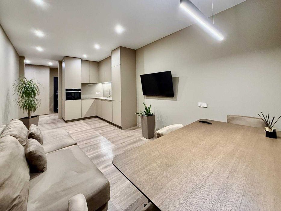 Автономна Інвертор Джона Маккейна 3А ЖК Французький квартал 2 Печерськ