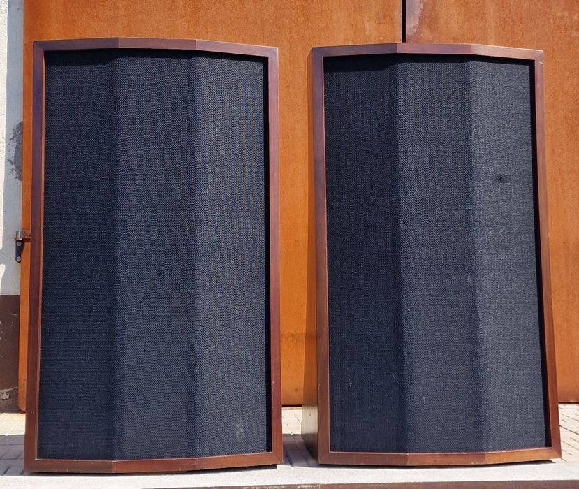 Acoustat X elektrostaty z lampowymi wzmacniaczami