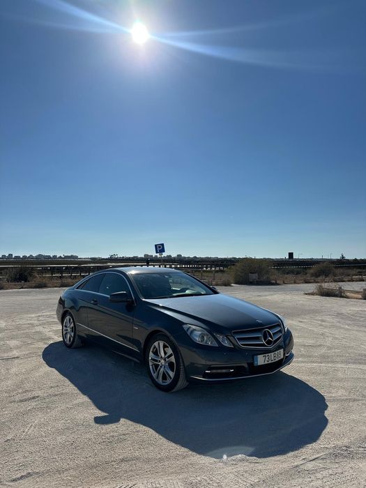 Mercedes-Benz E 200