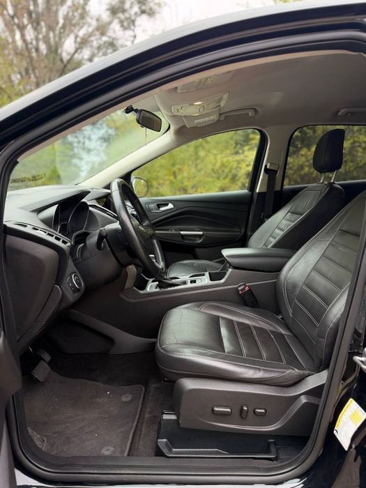 продам Ford Escape