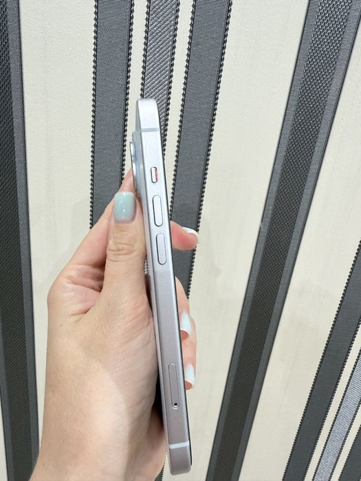 Iphone 15/128 GB