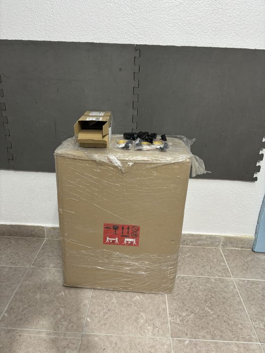 Conjunto 2 mesas de cabeceira  com Led embaladas