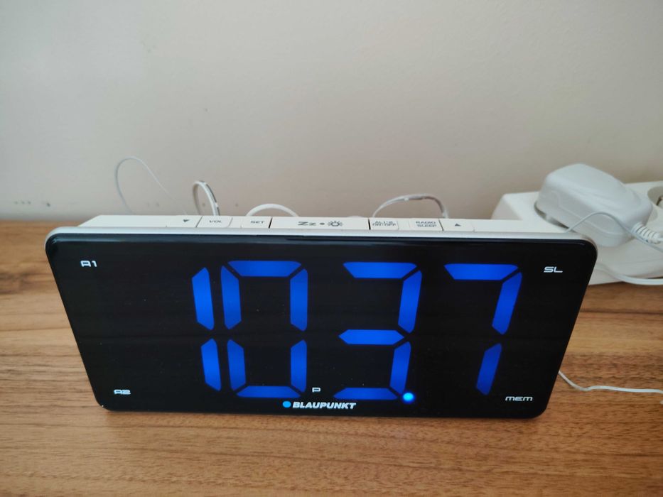 Radiobudzik blaupunkt