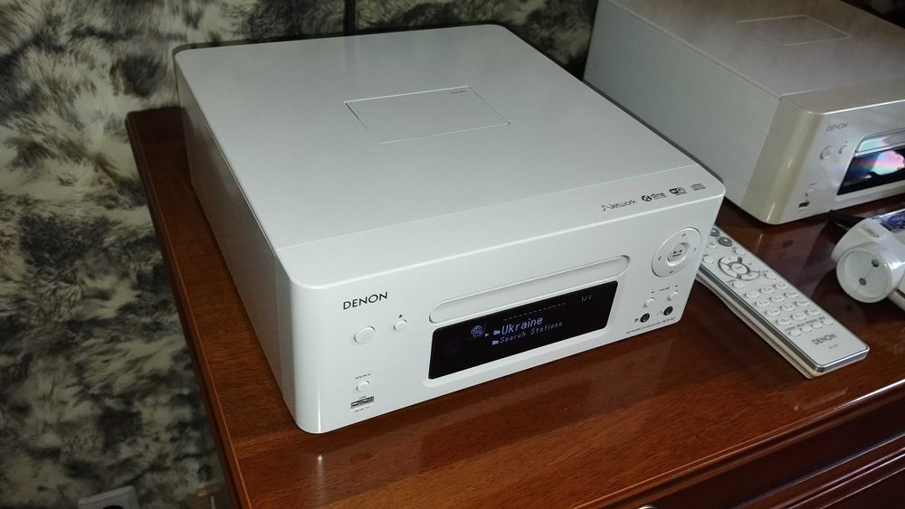 В идеале Denon RCD-N7 Ceol , FLAC CD NET WiFi USB сетевой ресивер медиаплеер усилитель, +интернет пакет, есть преаут