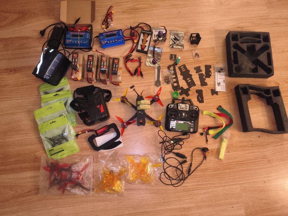 Dron sportowy fpv 100km/h