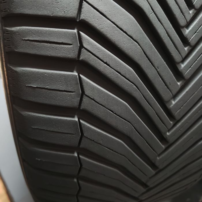 255/55/19 XL Michelin Cross Climate SUV