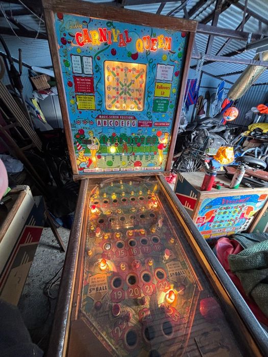 Pinball bingo Carnivall Queen