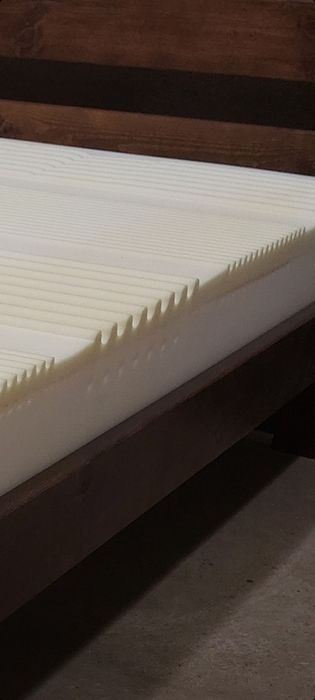 Materac piankowy 7 stref z pianą memory od 90cm