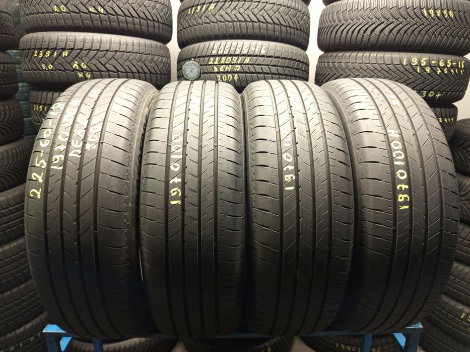 225/60R18 Bridgestone Alenza 001