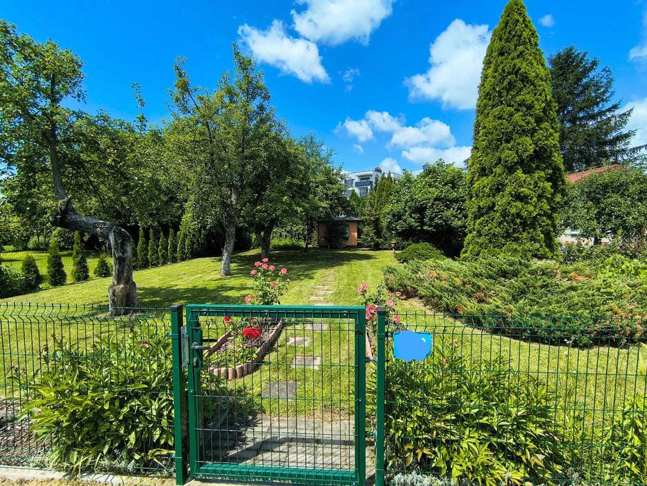 Atrakcyjna działka ROD z altaną – Nowy Tomyśl – 375 m²