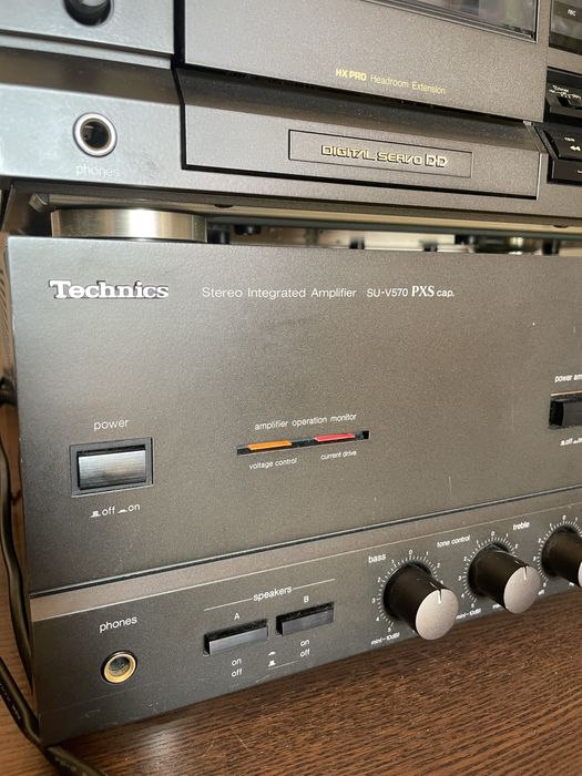 Wieża technics z gramofonem