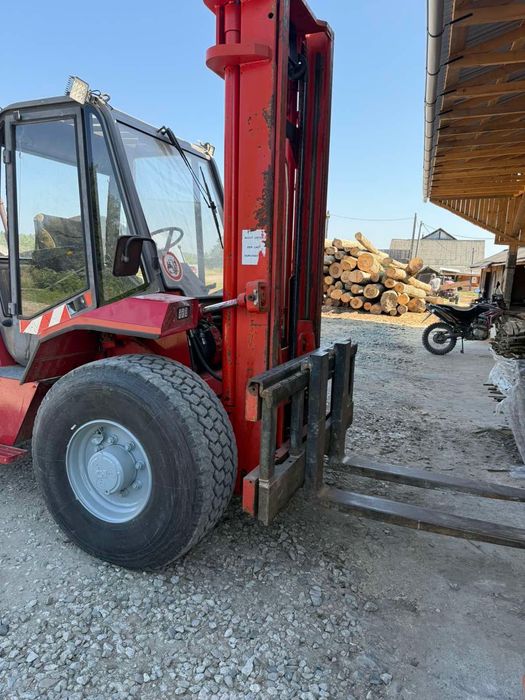 навантажувач Manitou 5 t