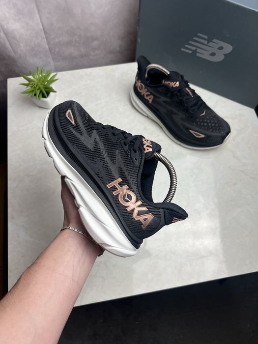 Кросівки Hoka Clifton 9 Розмір 38.5 Original Взуття