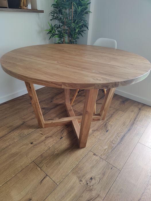 Mesa de jantar nova