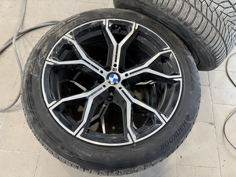 продам комплект дисків з резиною на BMW X5