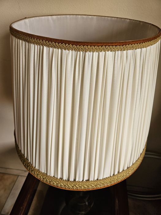 Candeeiro de mesa antigo