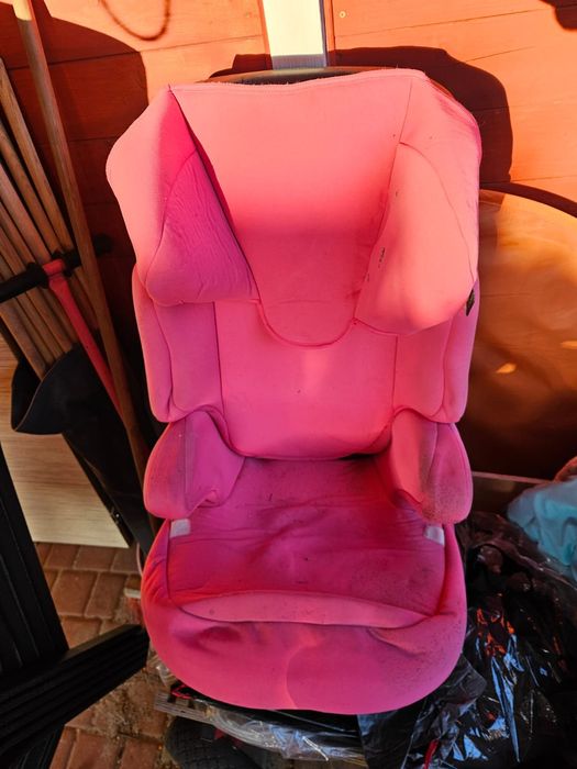 Fotelik samochodowy dla dziecka