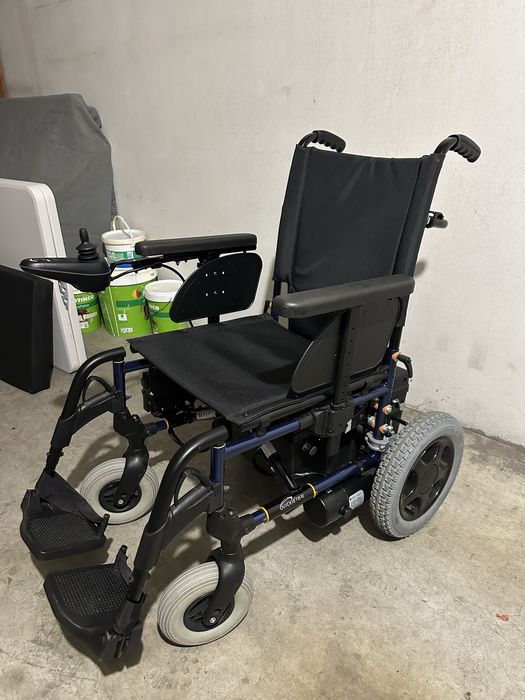 Cadeira De Rodas Elétrica