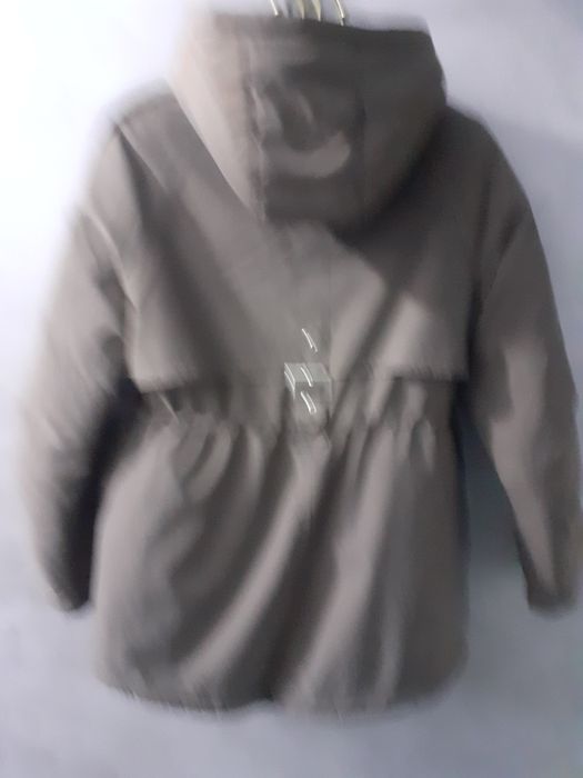 Жіноча куртка демі