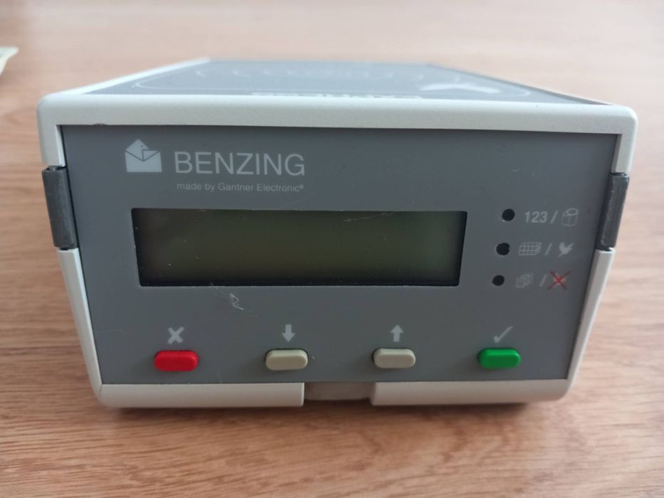 Zegar do gołębi Benzing