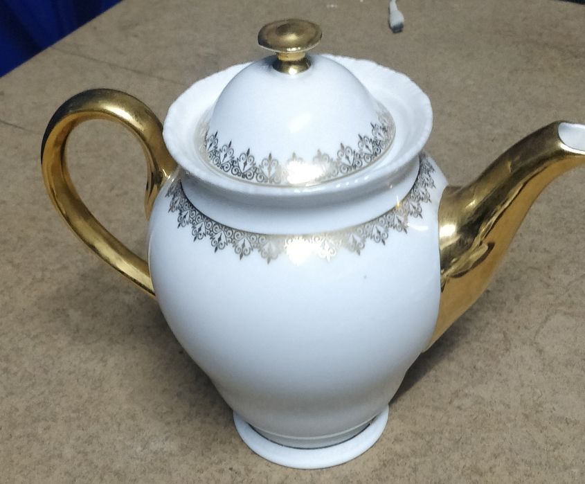 Vista Alegre Tea Service430582806925824001