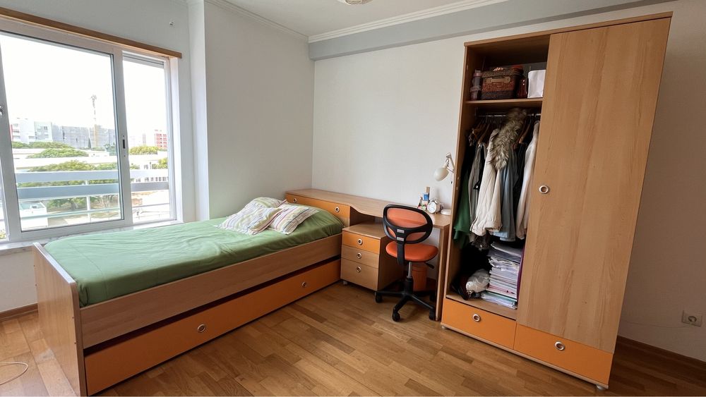 Mobilia completa quarto