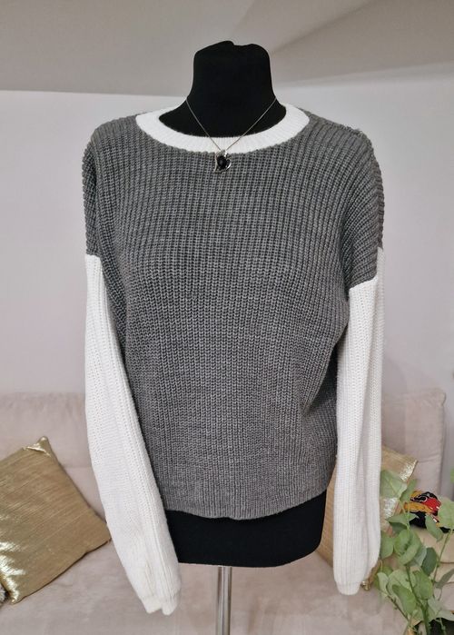 Sweterek dzianinowy"Boohoo".