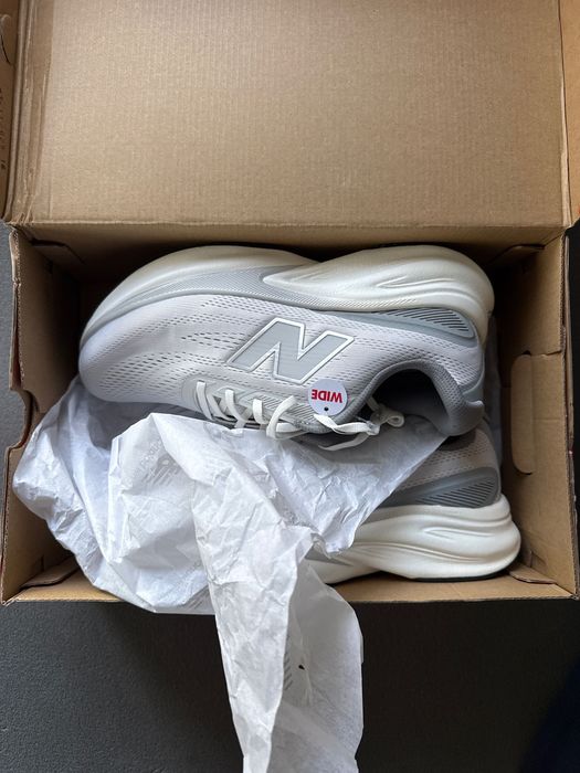Чоловічі кросівки New Balance FRESH FOAM X KAIHA ROAD V2