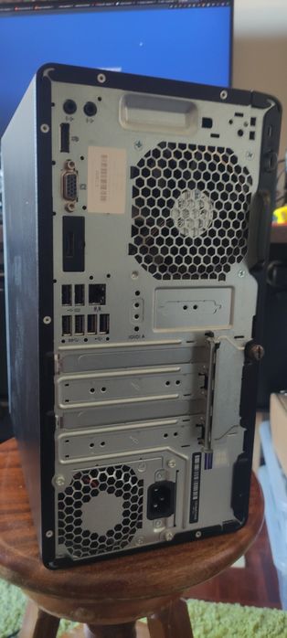 HP Prodesk 400 G5 MT - i7-8700