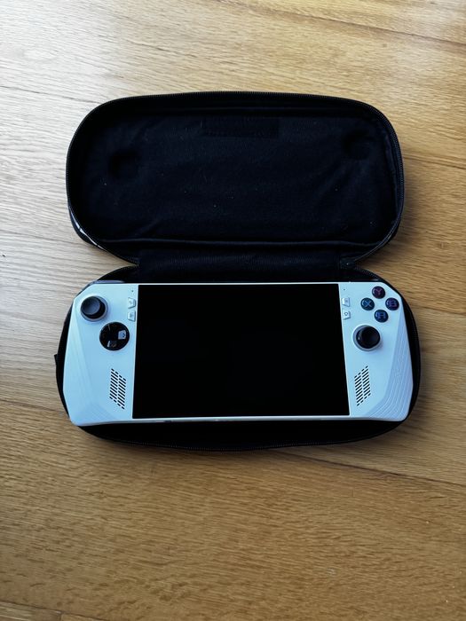 Asus Rog Ally Z1 Extreme