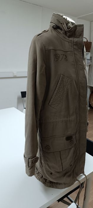 Casaco de senhora Pepe Jeans tamanho S, usado mas em excelente estado.
