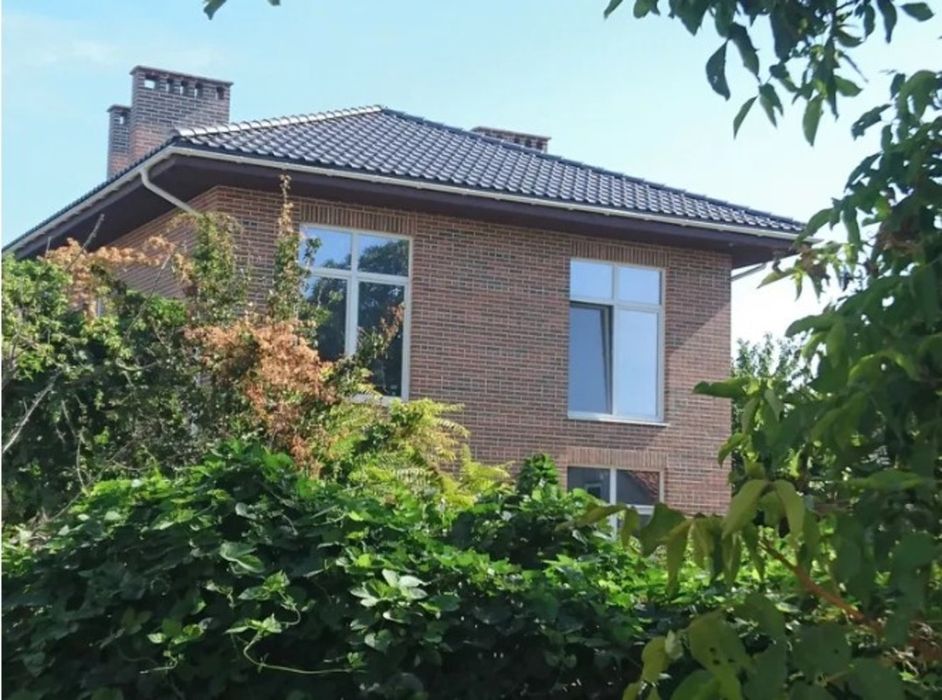 3 этажный дом на 10 станции Фонтана