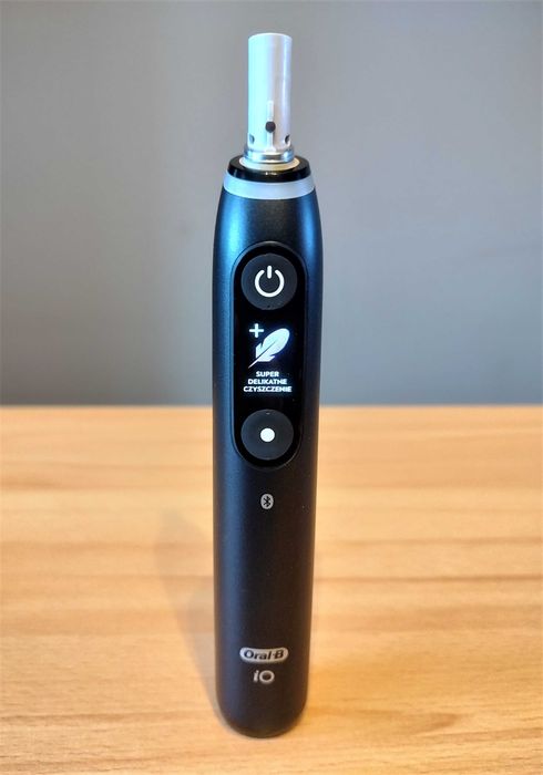 Oral-B iO Series 8 Black Onyx - Szczoteczka Magnetyczna iO 8