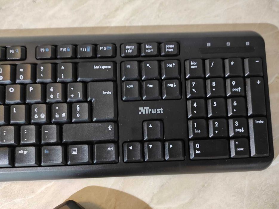 Zestaw bezprzewodowy klawiatura i mysz Trust Ymo czarny