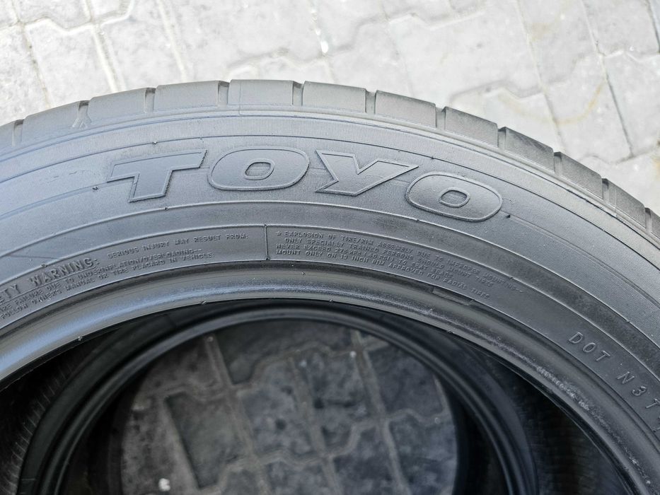 Lato Toyo 225/55 R19 6.5mm