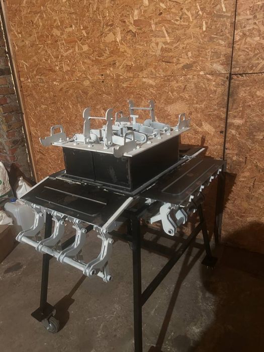 Форма для заливки вуликів ппу 145 корпус